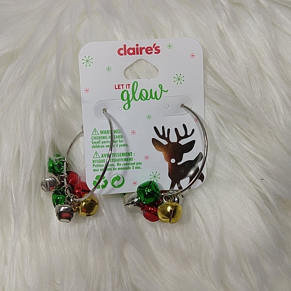 Claire's Christmas Jingle Bell Hoop Earrings - Picture 4 of 5